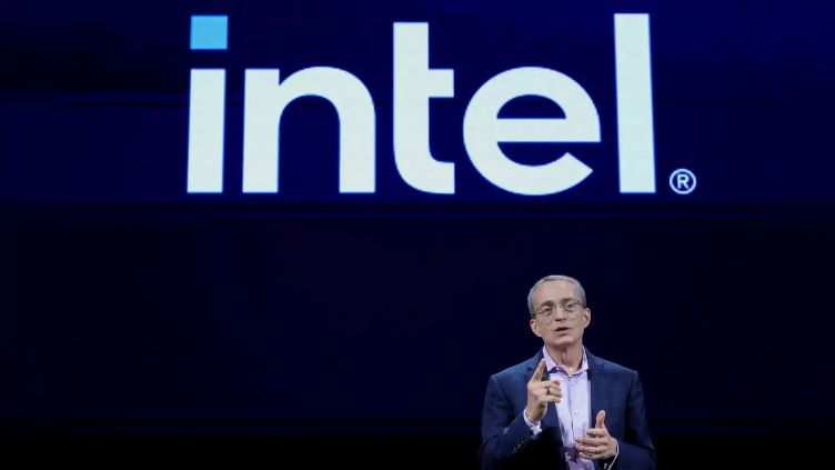 Intel’s Shocking Slash: 15,000 Jobs Cut as Tech Giant Struggles to Stay Afloat